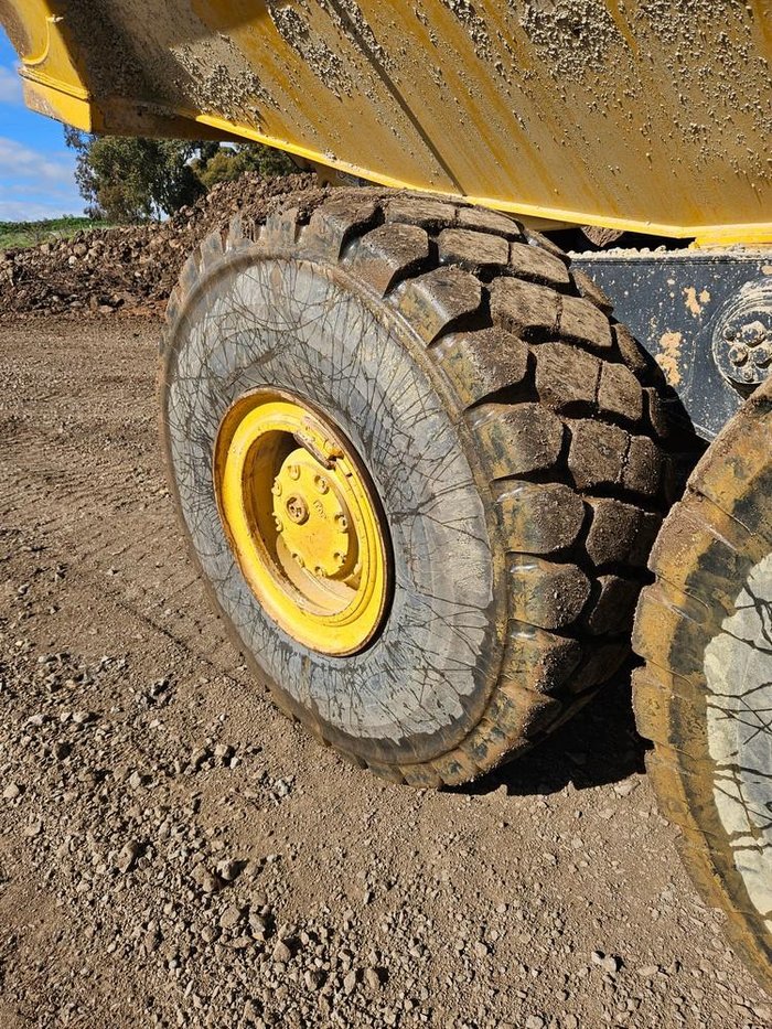 2009 Komatsu Hm350-2