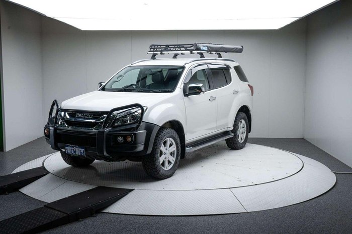 2015 Isuzu MU-X