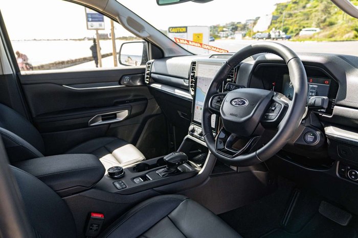 2025 Ford Everest Trend