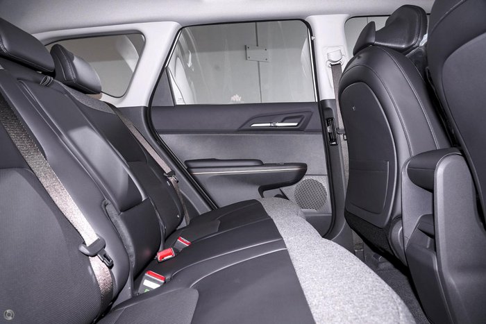 2026 Kia EV5 Air Standard Range OVc MY26 Clear White
