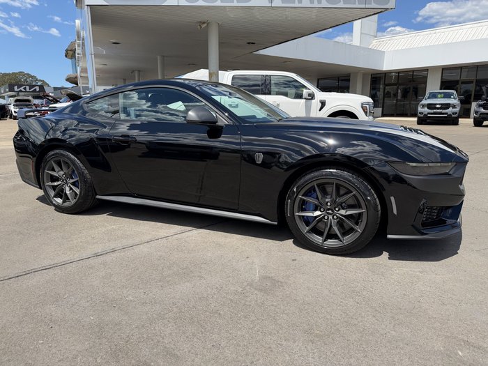 2026 Ford Mustang Dark Horse