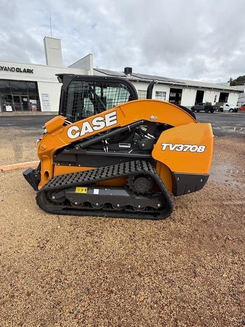 2024 CASE Tv370b