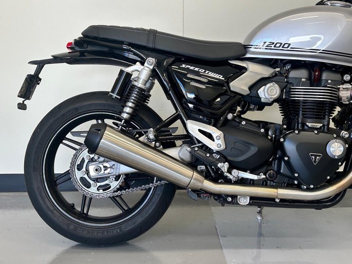 2025 Triumph Speed Twin 1200