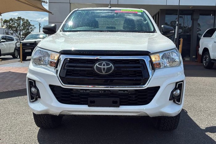 2020 Toyota Hilux SR