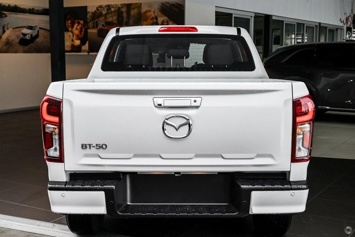 2025 Mazda BT-50 XS