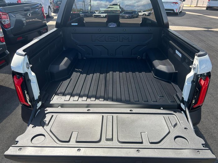 2026 KGM Musso EV 2WD Black Edge