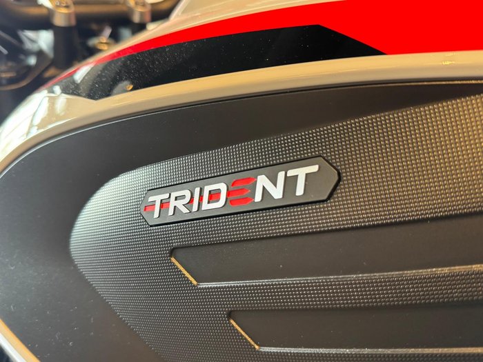2026 Triumph Trident 800 Trident Grey