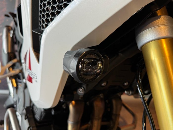 2026 Triumph Tiger 1200 Desert Edition Tiger White