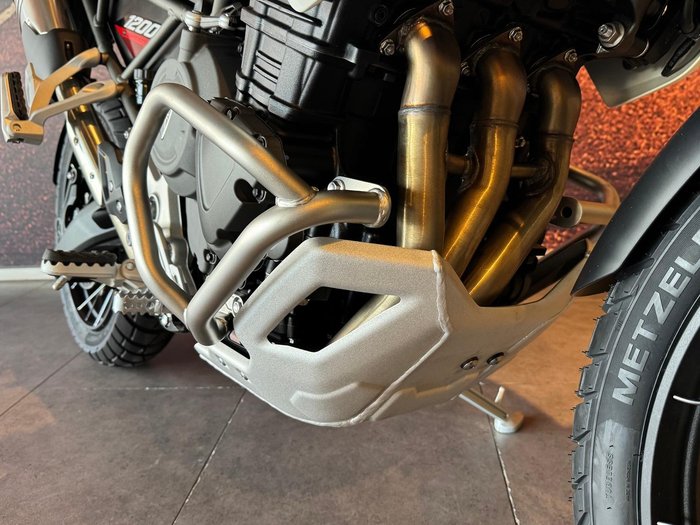 2026 Triumph Tiger 1200 Desert Edition Tiger White