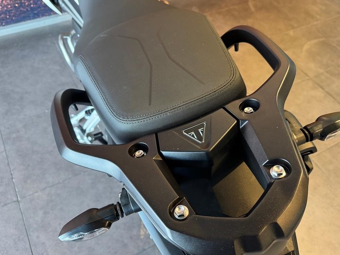2026 Triumph Tiger 1200 Desert Edition Tiger White