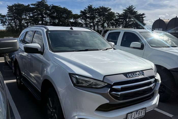 2022 Isuzu MU-X