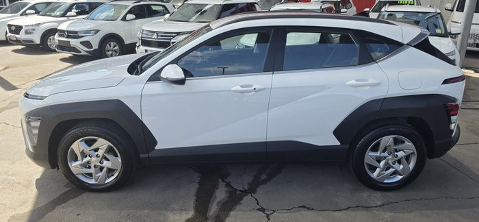 2025 Hyundai KONA (No Badge)