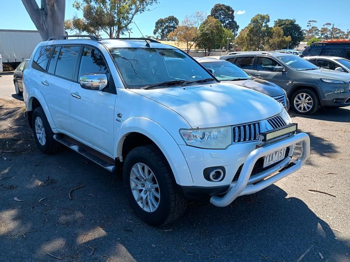 2012 Mitsubishi Challenger