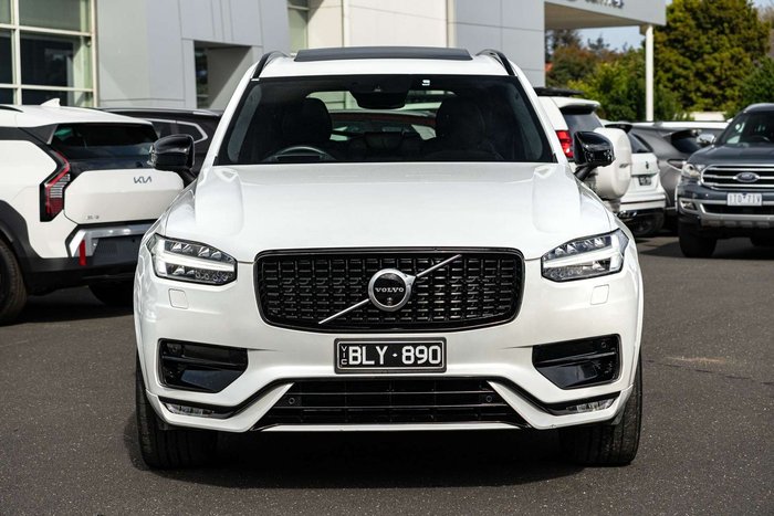 2021 Volvo XC90 T6 R-Design