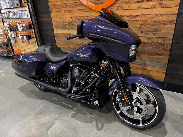 2026 Harley-Davidson Street Glide 117 (FLHX)