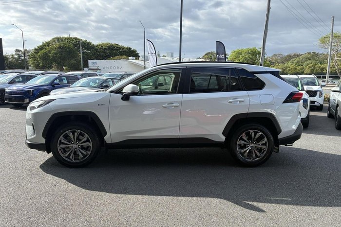 2025 Toyota RAV4 GXL