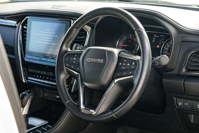 2023 Isuzu MU-X LS-T