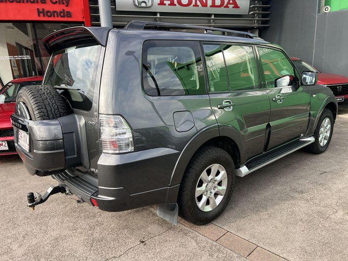 2013 Mitsubishi Pajero GLX-R