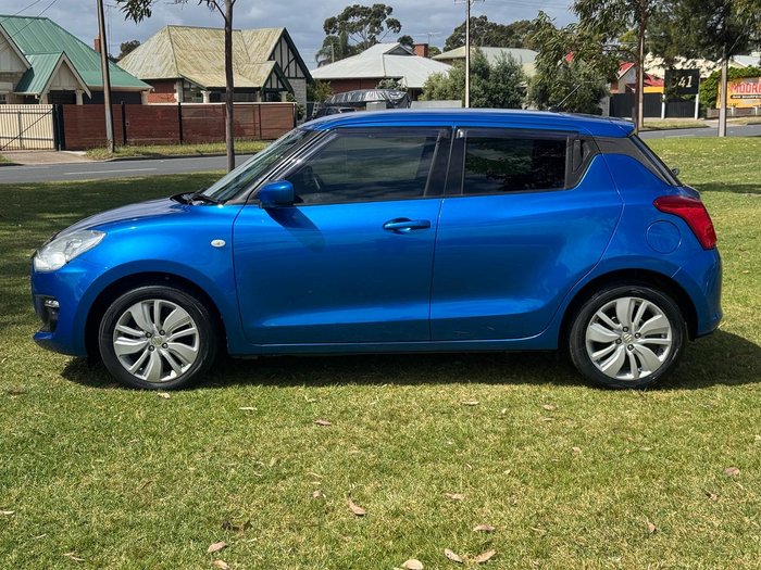 2017 Suzuki Swift GL Navigator Safety Pack