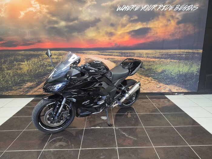 2023 Kawasaki NINJA 1000SX BLACK