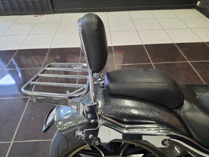 2014 HARLEY-DAVIDSON FXSB SOFTAIL BREAKOUT BLACK