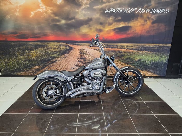2014 HARLEY-DAVIDSON FXSB SOFTAIL BREAKOUT BLACK