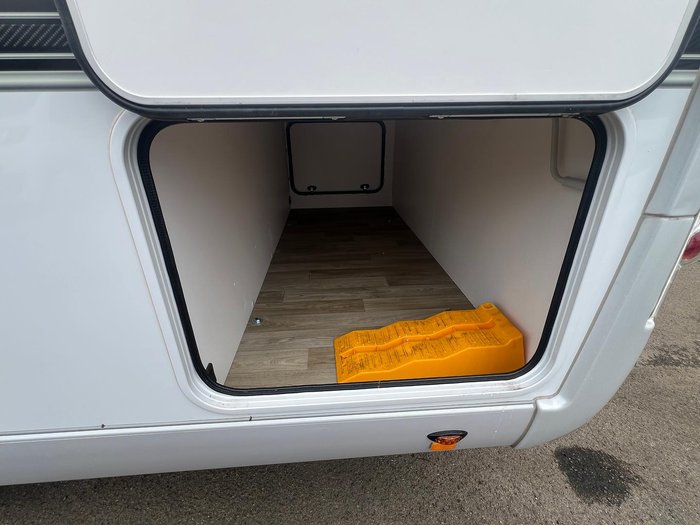 2026 Avan Ovation M6