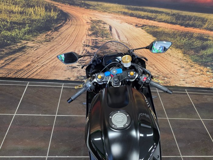 2025 Yamaha YZF-R7LA Grey