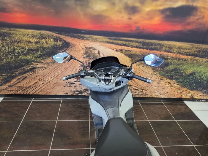 2024 Honda PCX125 SILVER