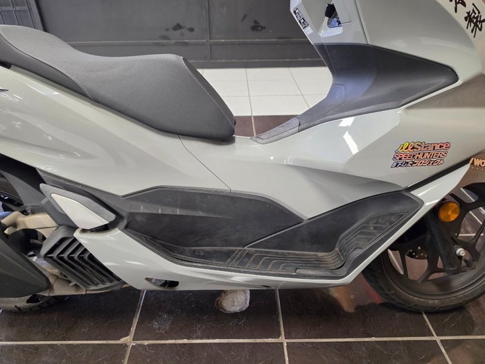 2024 Honda PCX125 SILVER