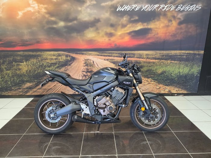 2025 Honda CB650R BLACK