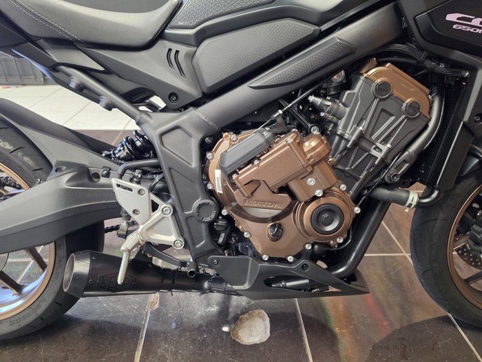 2025 Honda CB650R BLACK