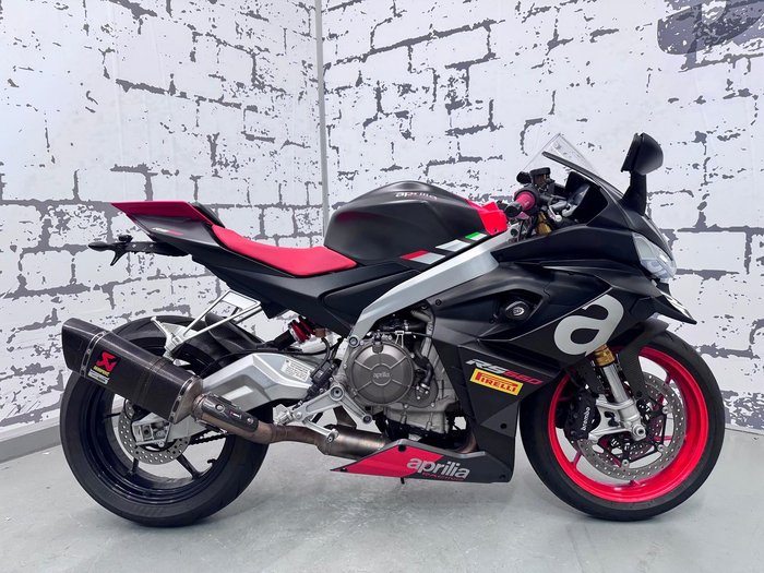 2021 Aprilia RS 660 RS Black