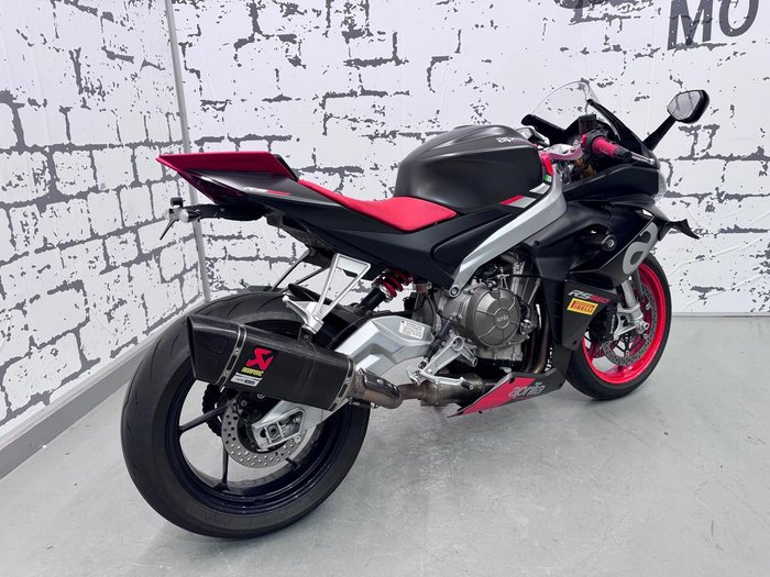 2021 Aprilia RS 660 RS Black