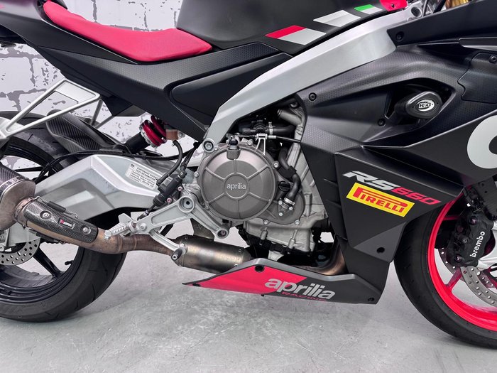 2021 Aprilia RS 660 RS Black