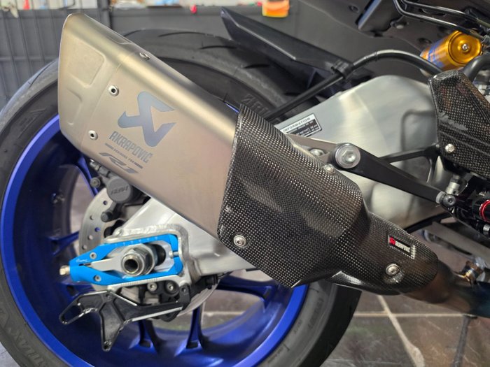 2015 Yamaha YZF-R1 M BLUE