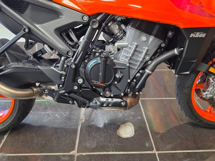 2024 Ktm 990 DUKE ORANGE