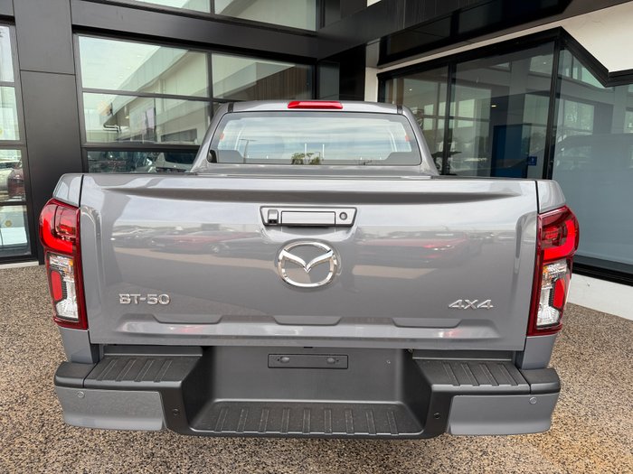 2025 Mazda BT-50 XT