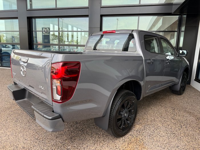 2025 Mazda BT-50 XT