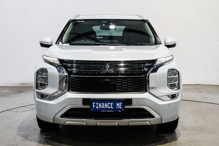2024 Mitsubishi Outlander Exceed