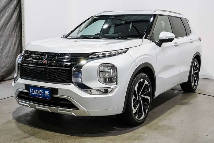 2024 Mitsubishi Outlander Exceed