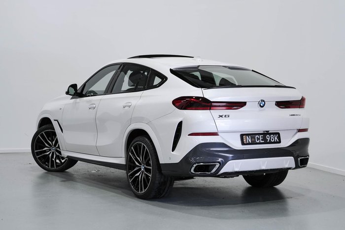 2022 BMW X6 xDrive30d M Sport