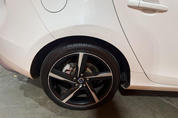 2014 Volvo V40