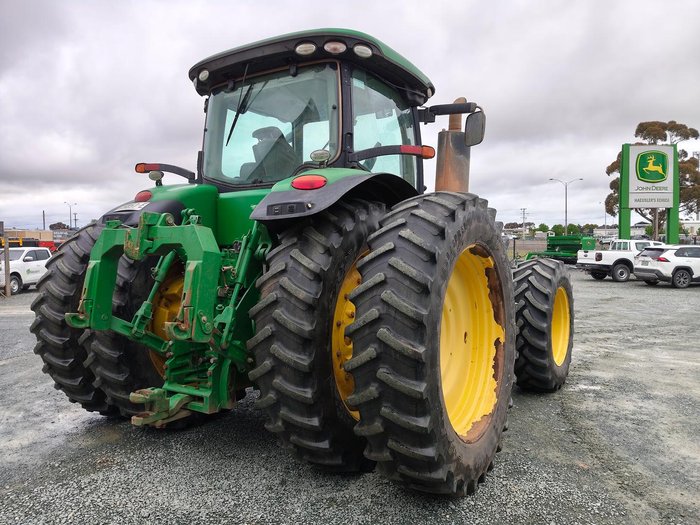 2016 John Deere 8370R