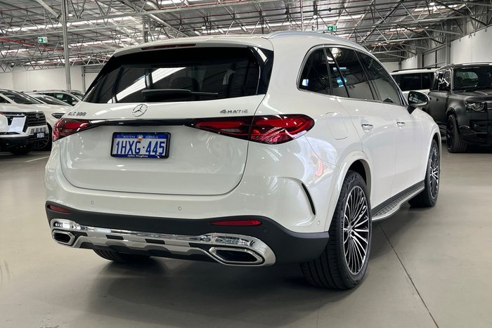 2023 Mercedes-Benz GLC-Class GLC300