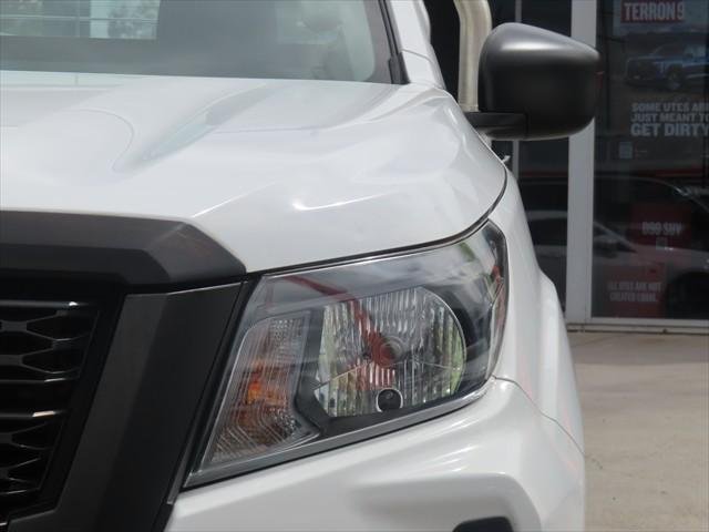 2022 Nissan Navara SL