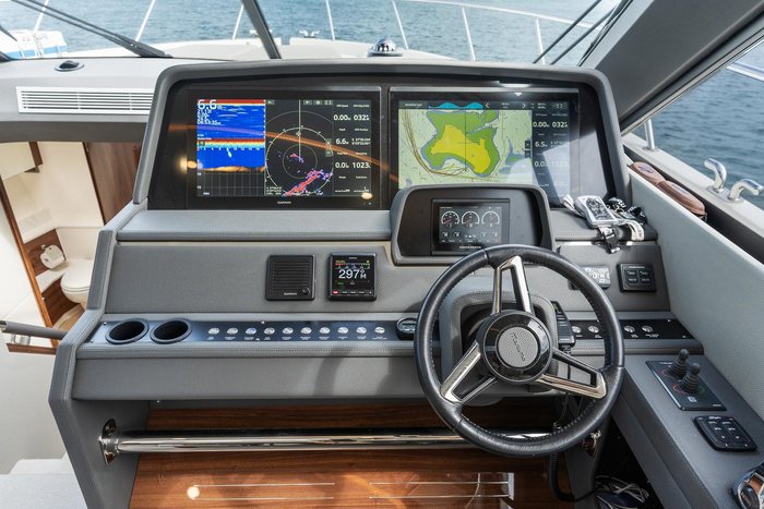 2022 Maritimo S55 Sedan Motor Yacht