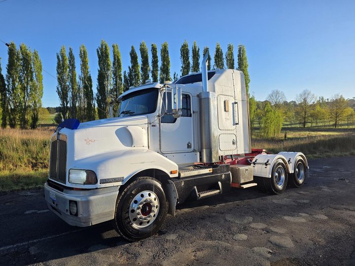 1999 Kenworth T400 Series T401