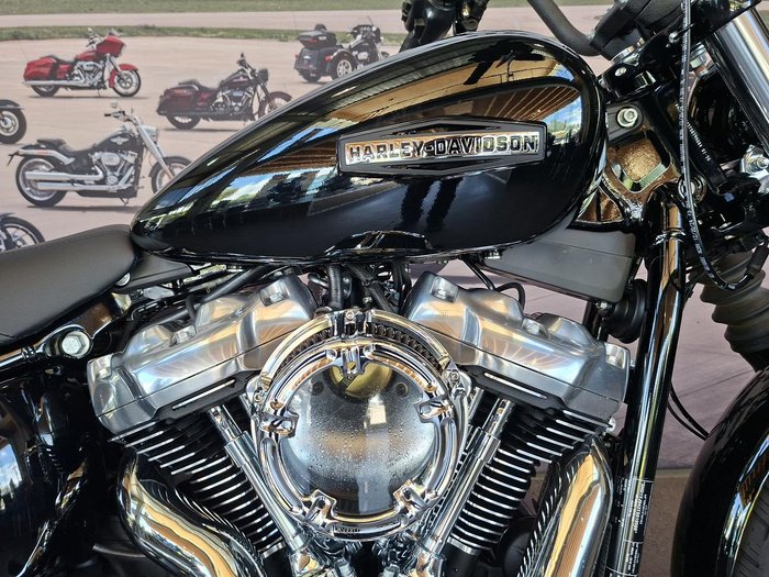 2026 Harley-Davidson Street Bob 117 (FXBB)