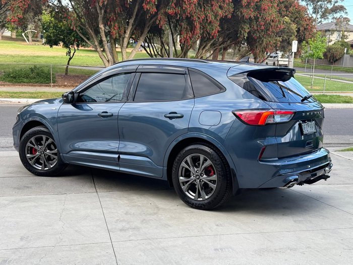 2022 Ford Escape ST-Line